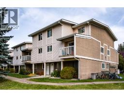 24, 3015 51 Street SW - photo 1