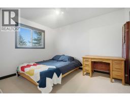 24, 3015 51 Street SW - photo 25
