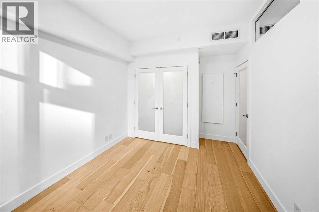 #203 530 12 Avenue SW - 22