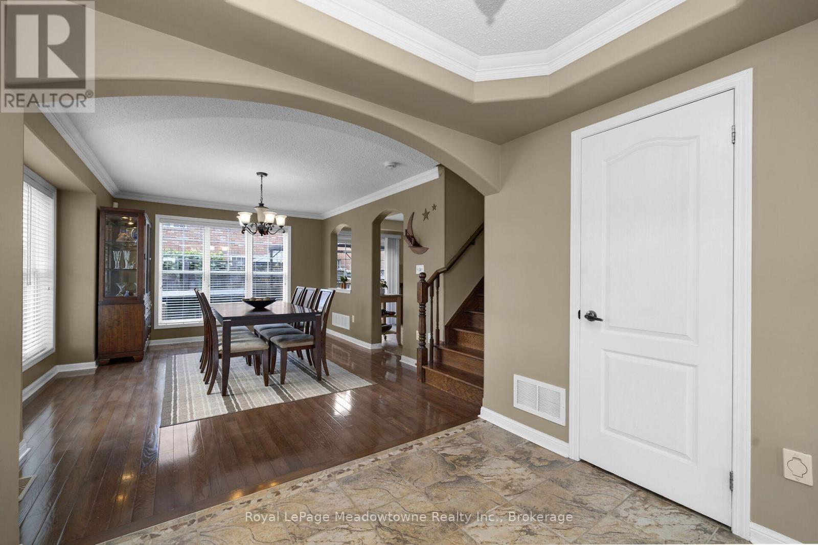 Photo of 802 STARK CIRCLE