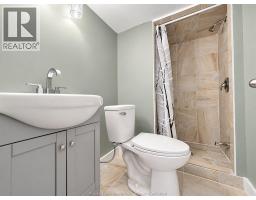 1585 Church Street, Windsor, ON N8X1V4 Photo 22