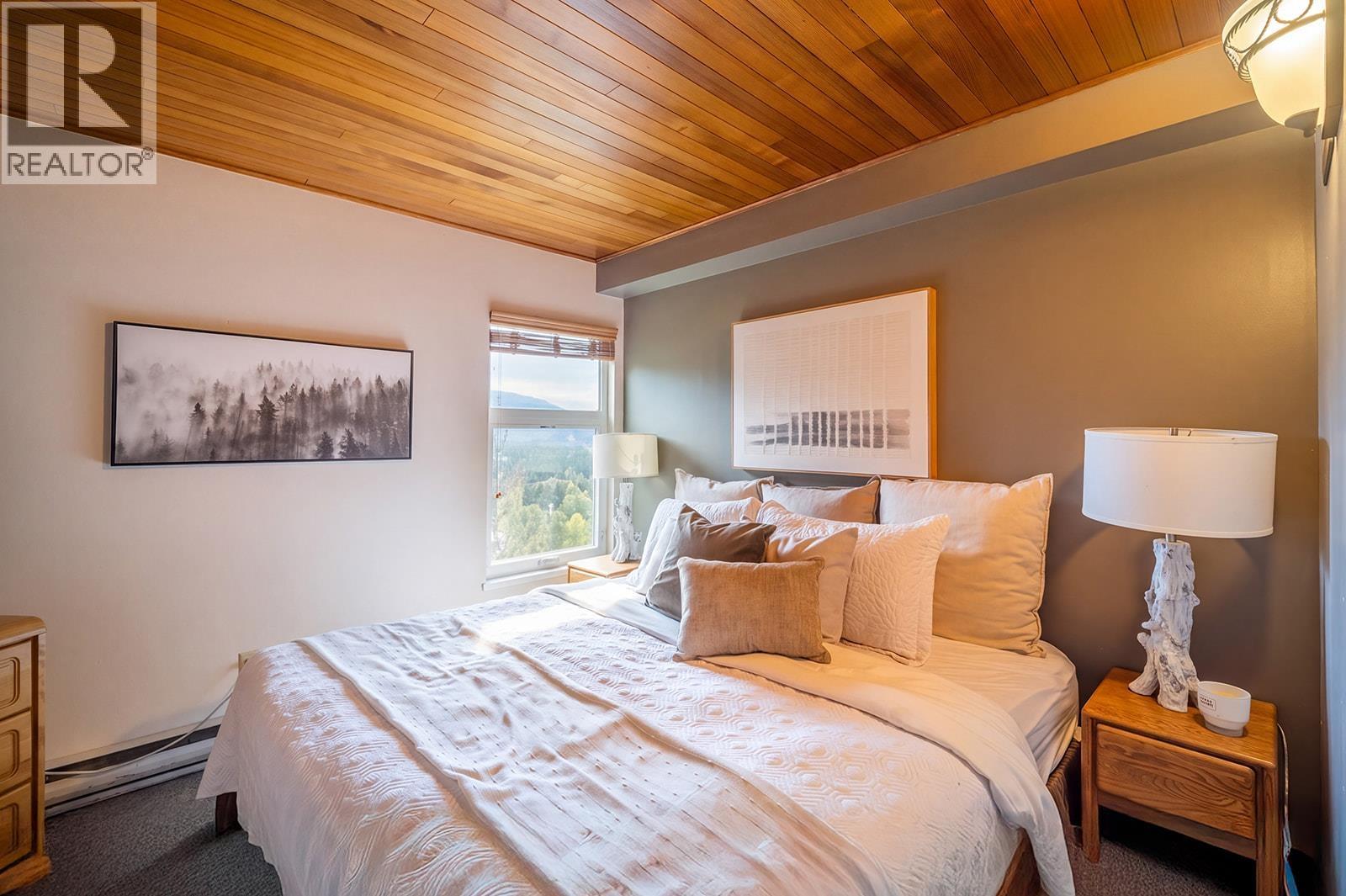 59 2400 CAVENDISH WAY, Whistler - Image 1