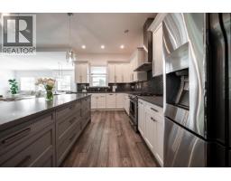 20142 123a Avenue, Maple Ridge, BC V2X6A7 Photo 9