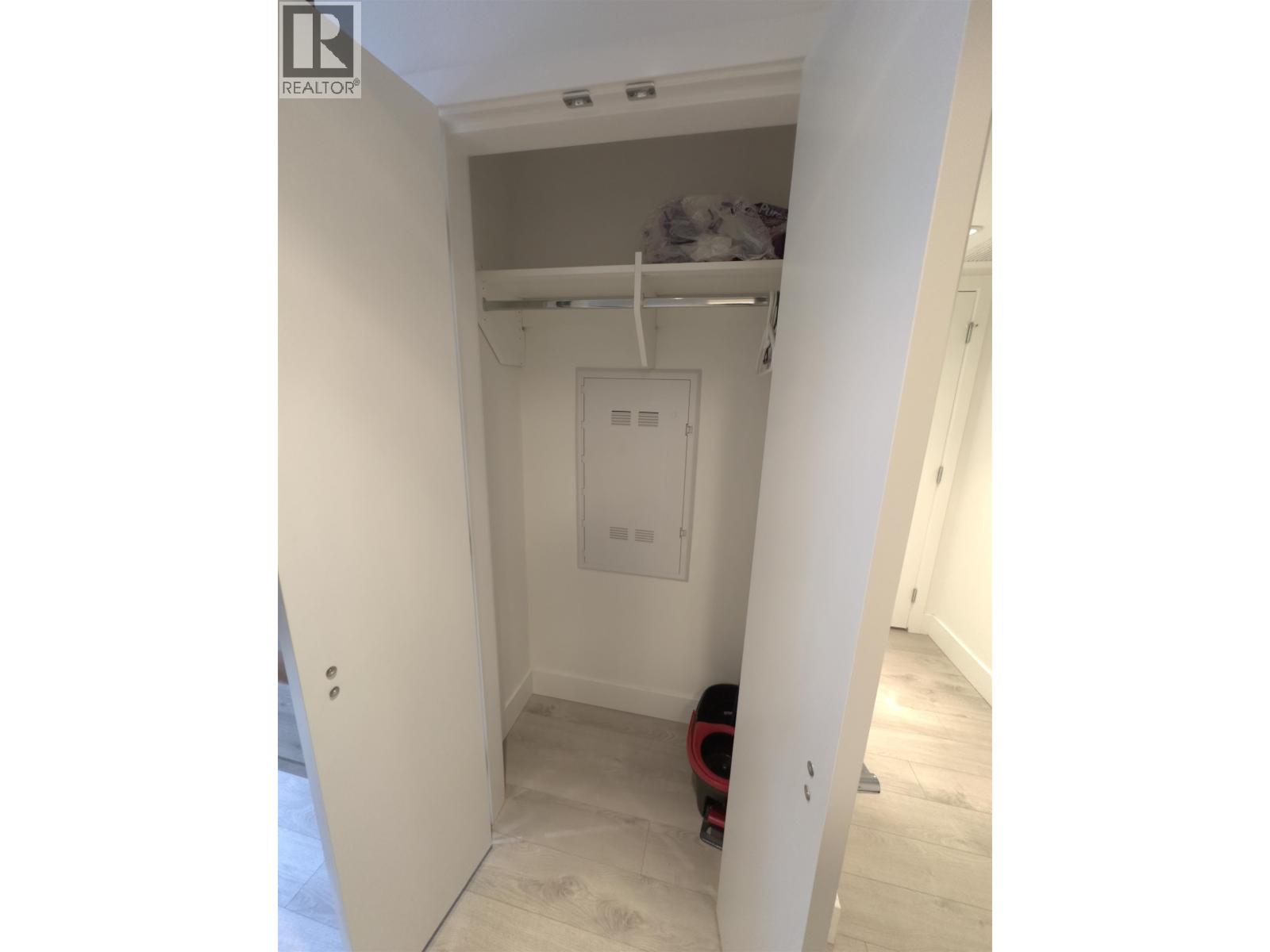 11XX 7303 NOBLE LANE, Burnaby - Image 1