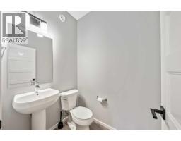 98 Lucas Crescent NW - photo 15