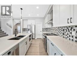 98 Lucas Crescent NW - photo 4