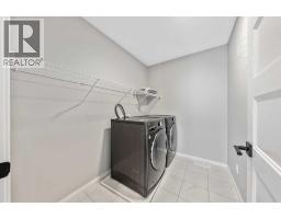 98 Lucas Crescent NW - photo 27