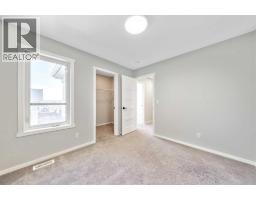 98 Lucas Crescent NW - photo 29