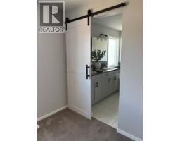 98 Lucas Crescent NW - photo 35