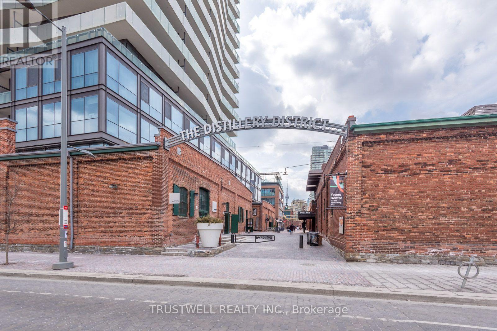 390 Cherry Street — photo 26