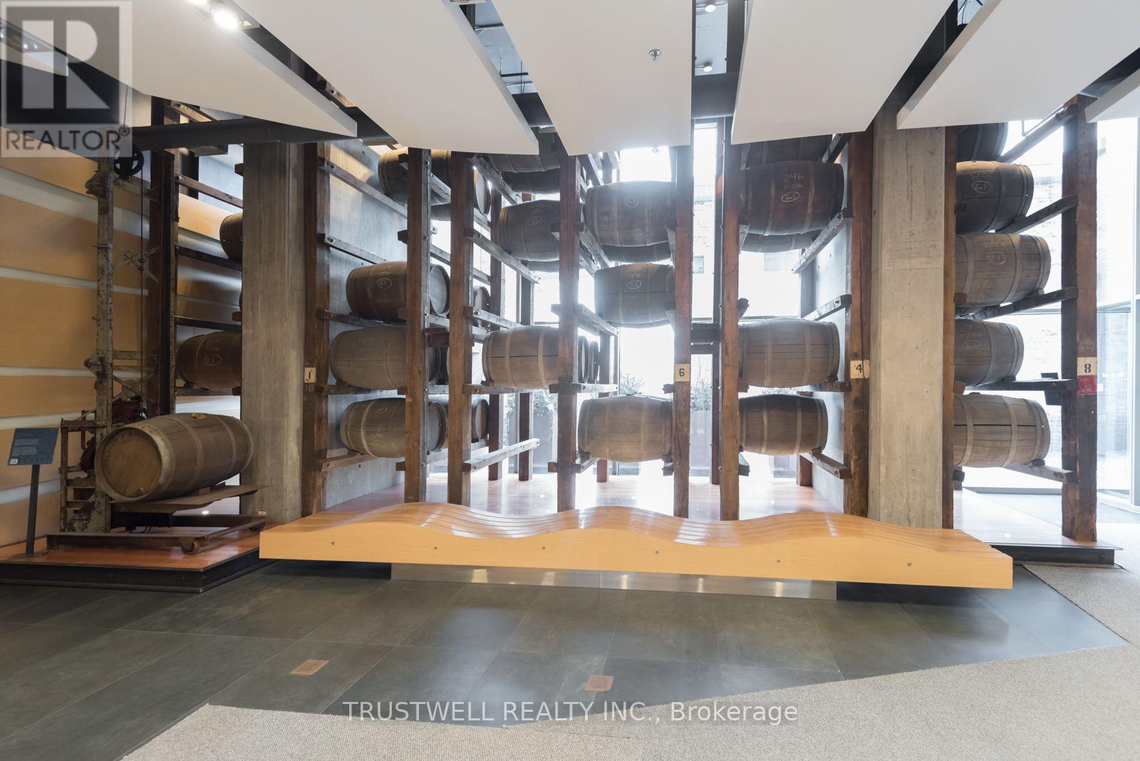 390 Cherry Street — photo 3
