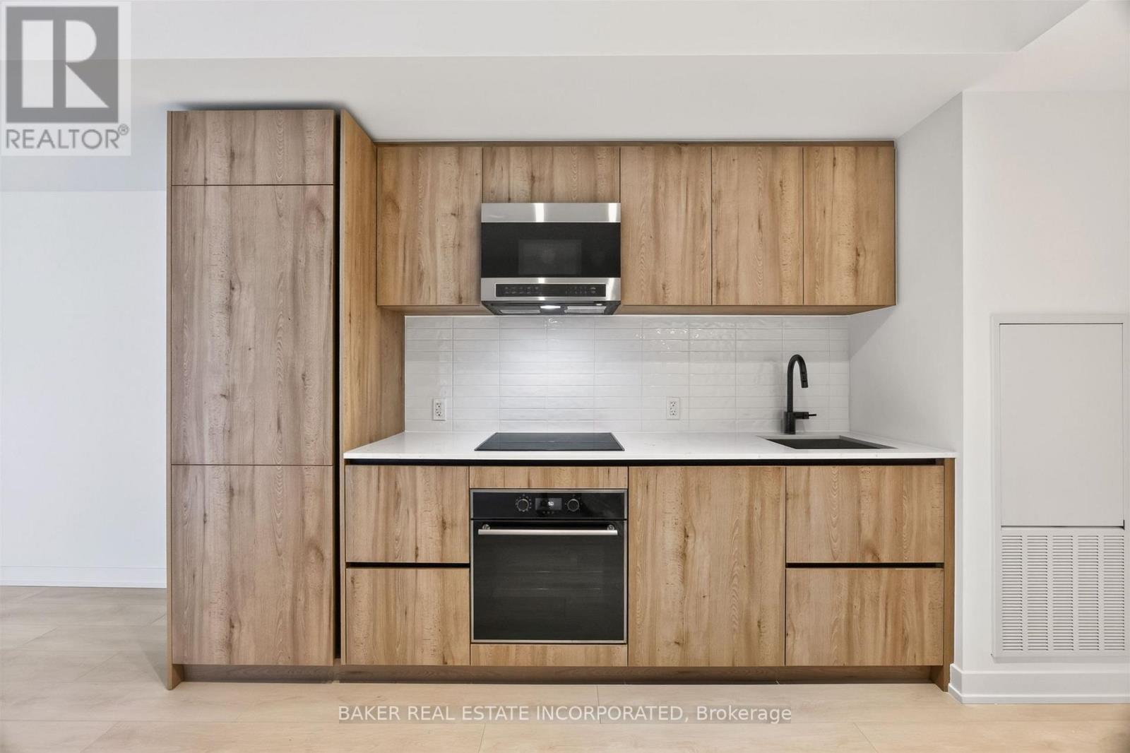311- 127 Broadway Avenue, Toronto, ON photo 9