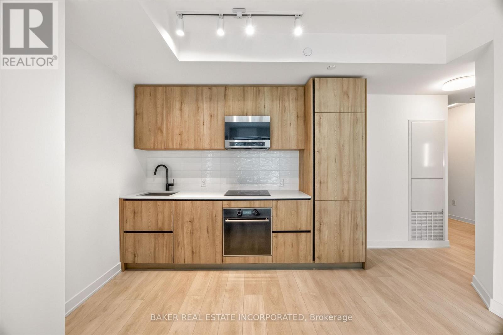 2909- 127 Broadway Avenue, Toronto, ON photo 6