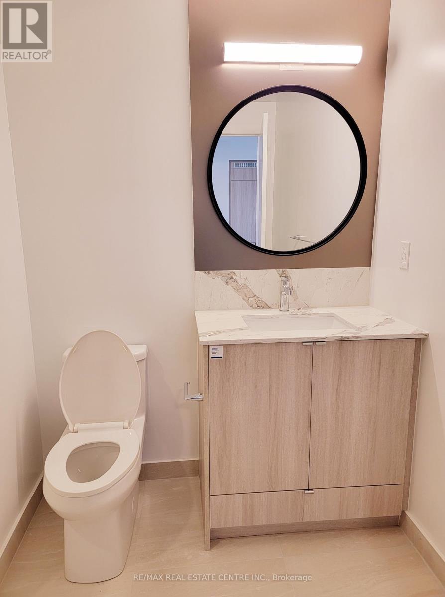771 Yonge Street — photo 7