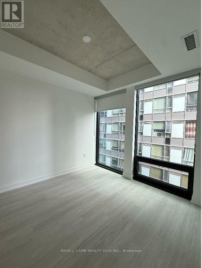 284 King Street East — photo 10