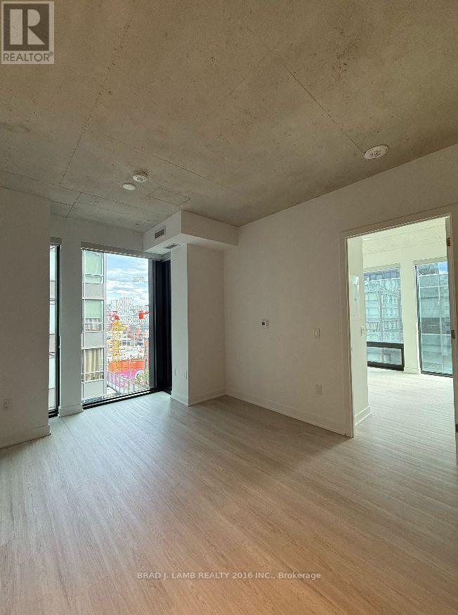 284 King Street East — photo 4