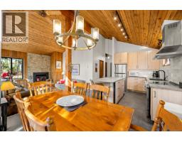893 Clinton Wood Crt, Courtenay, BC V9J1L0 Photo 17