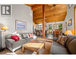 893 Clinton Wood Crt, Courtenay, BC V9J1L0 Photo 22