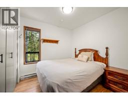 893 Clinton Wood Crt, Courtenay, BC V9J1L0 Photo 37