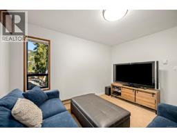 893 Clinton Wood Crt, Courtenay, BC V9J1L0 Photo 41