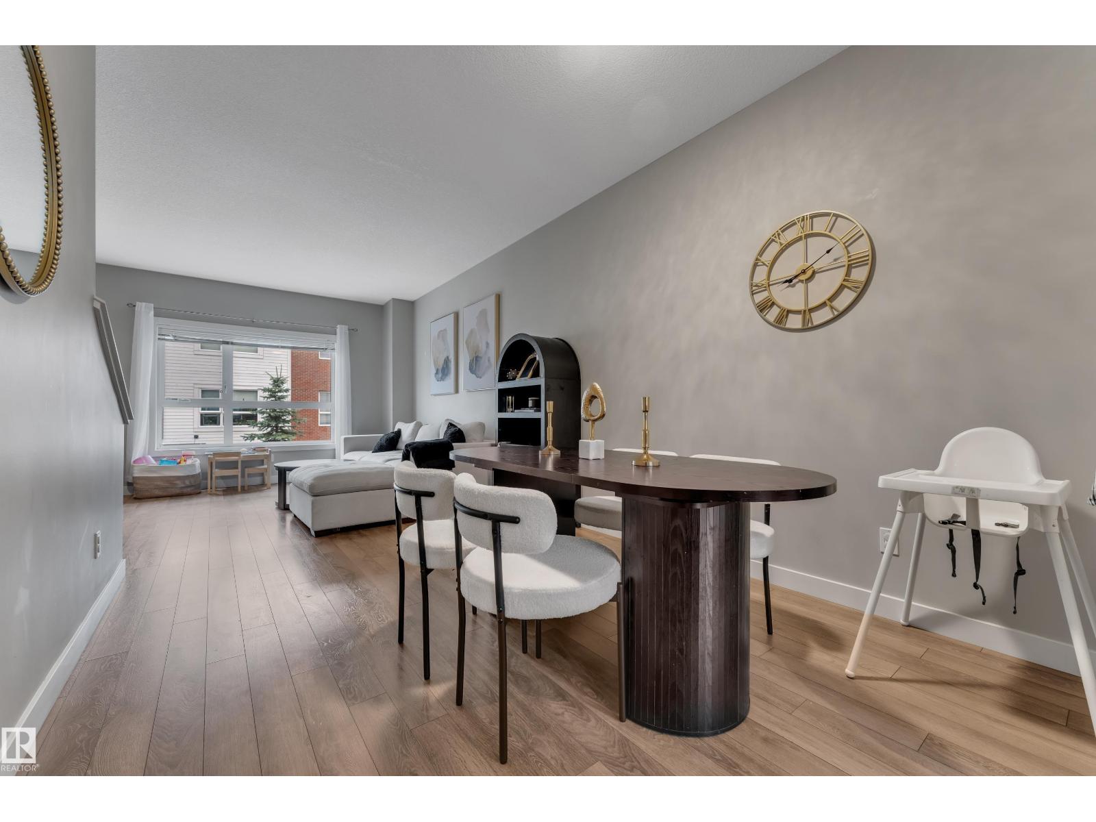 #126 – 2560 Pegasus Boulevard NW, Griesbach — photo 10 of 29: Property photo