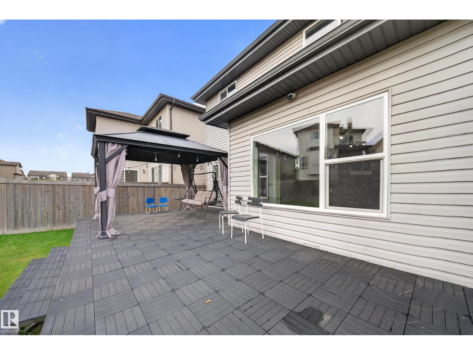 163 52 ST SW - 61