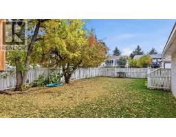 Bedroom - 7 Opal Avenue, Red Deer, AB T4P1S9 Photo 9