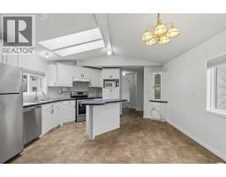 Bedroom - 284 Caouette Crescent, Fort Mcmurray, AB T9K2H9 Photo 10
