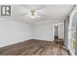 Primary Bedroom - 284 Caouette Crescent, Fort Mcmurray, AB T9K2H9 Photo 6