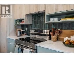 4pc Bathroom - 21 Silverton Glen Bay Sw, Calgary, AB T2X6T6 Photo 7