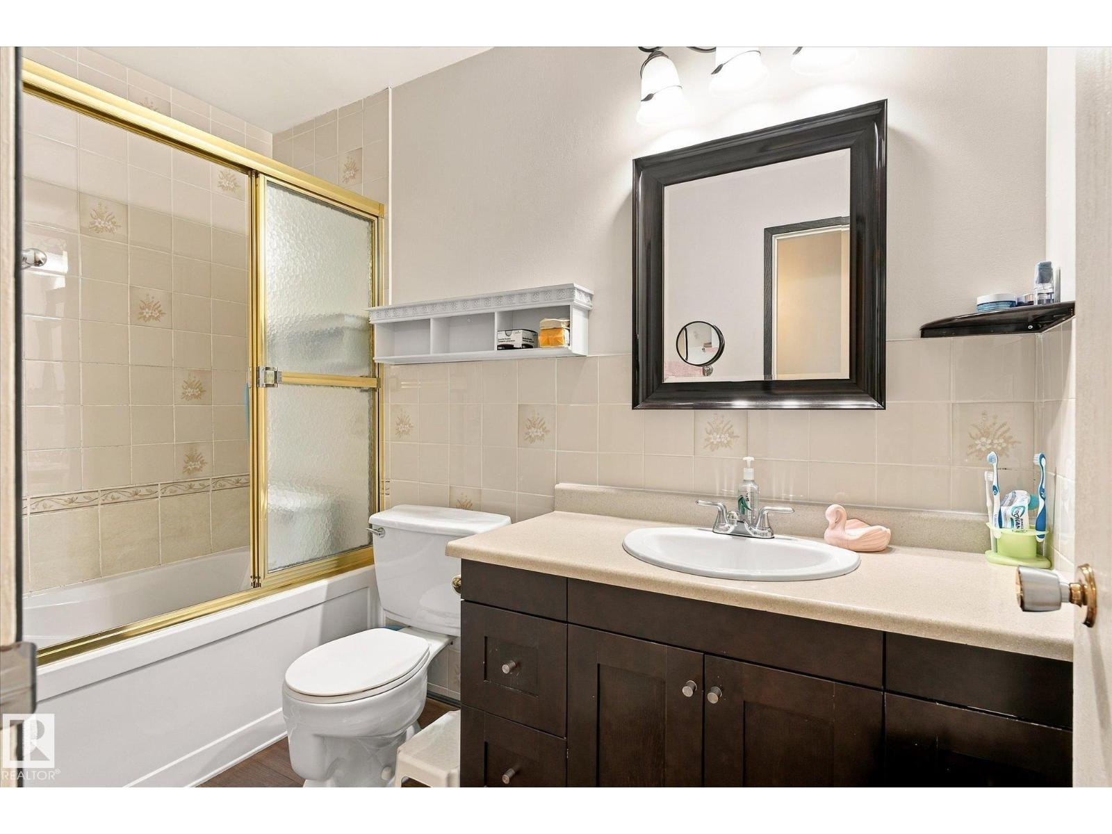 10242 161 ST NW - 26