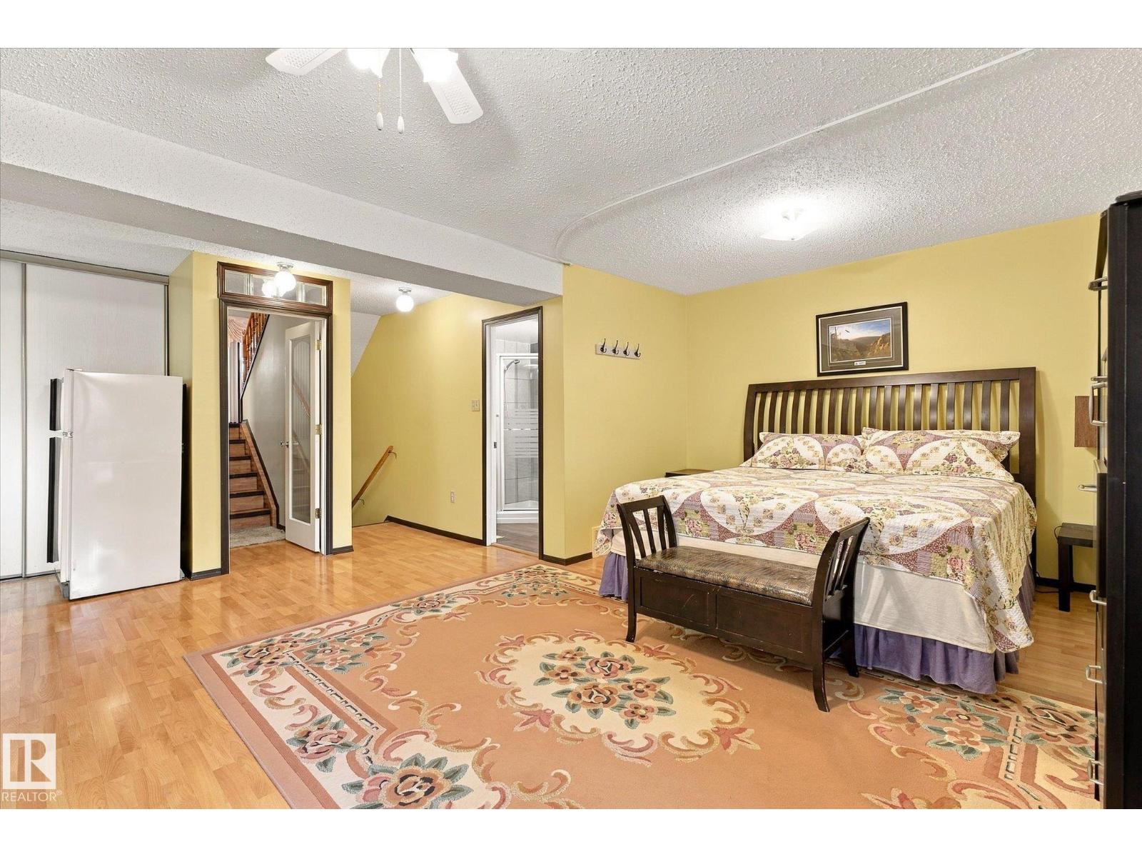 10242 161 ST NW - 27