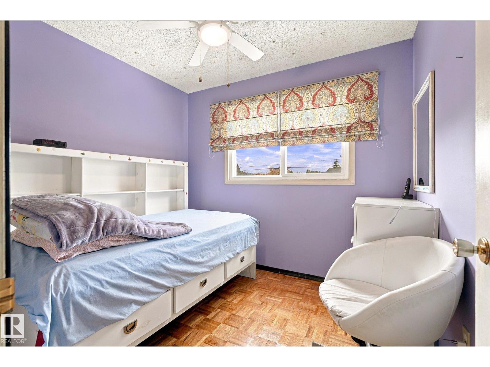10242 161 ST NW - 24