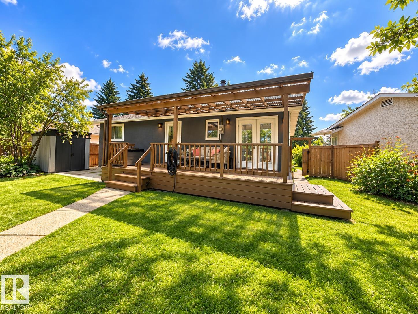 15256 86 AV NW - 58