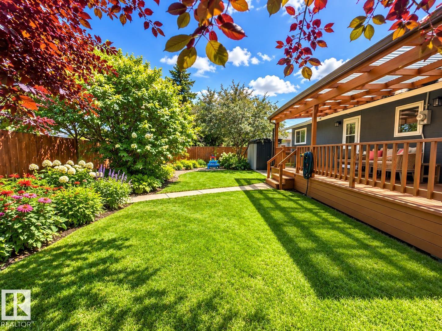 15256 86 AV NW - 56