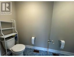 101 Madison Heights Boulevard, Markham, ON L6C2E3 Photo 17