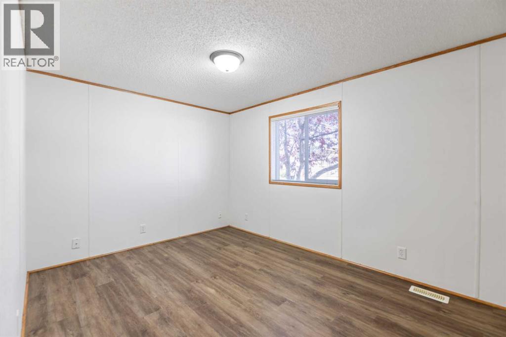 443, 3223 83 Street NW - 25