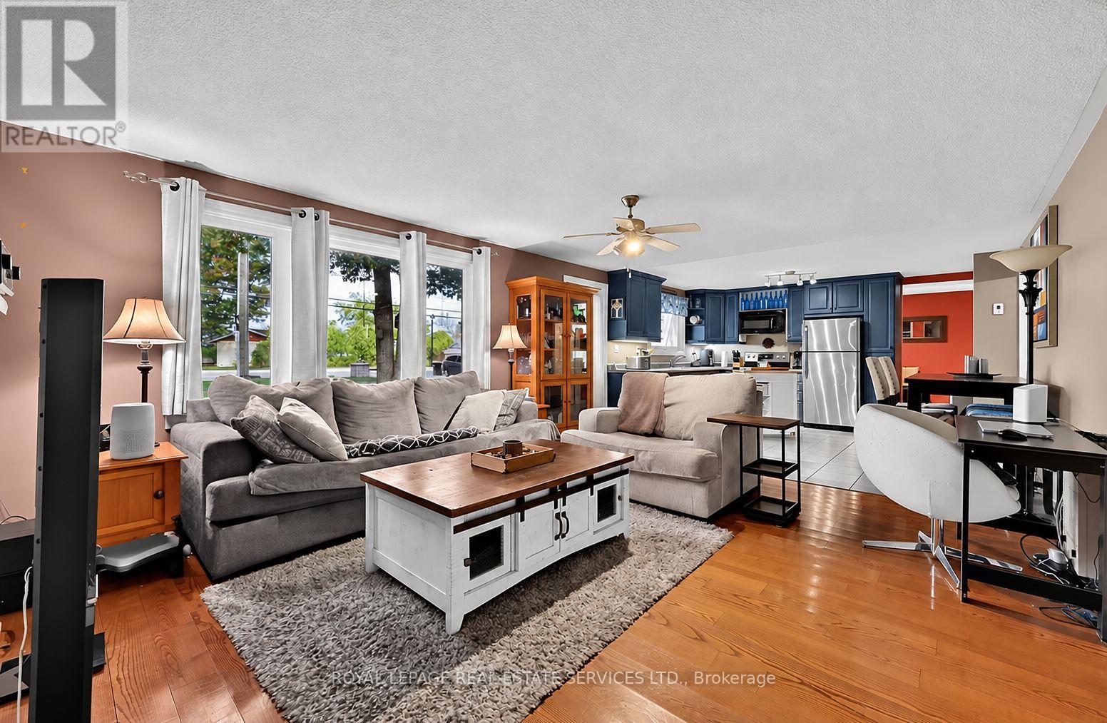 1687 RIVER ROAD W - 10