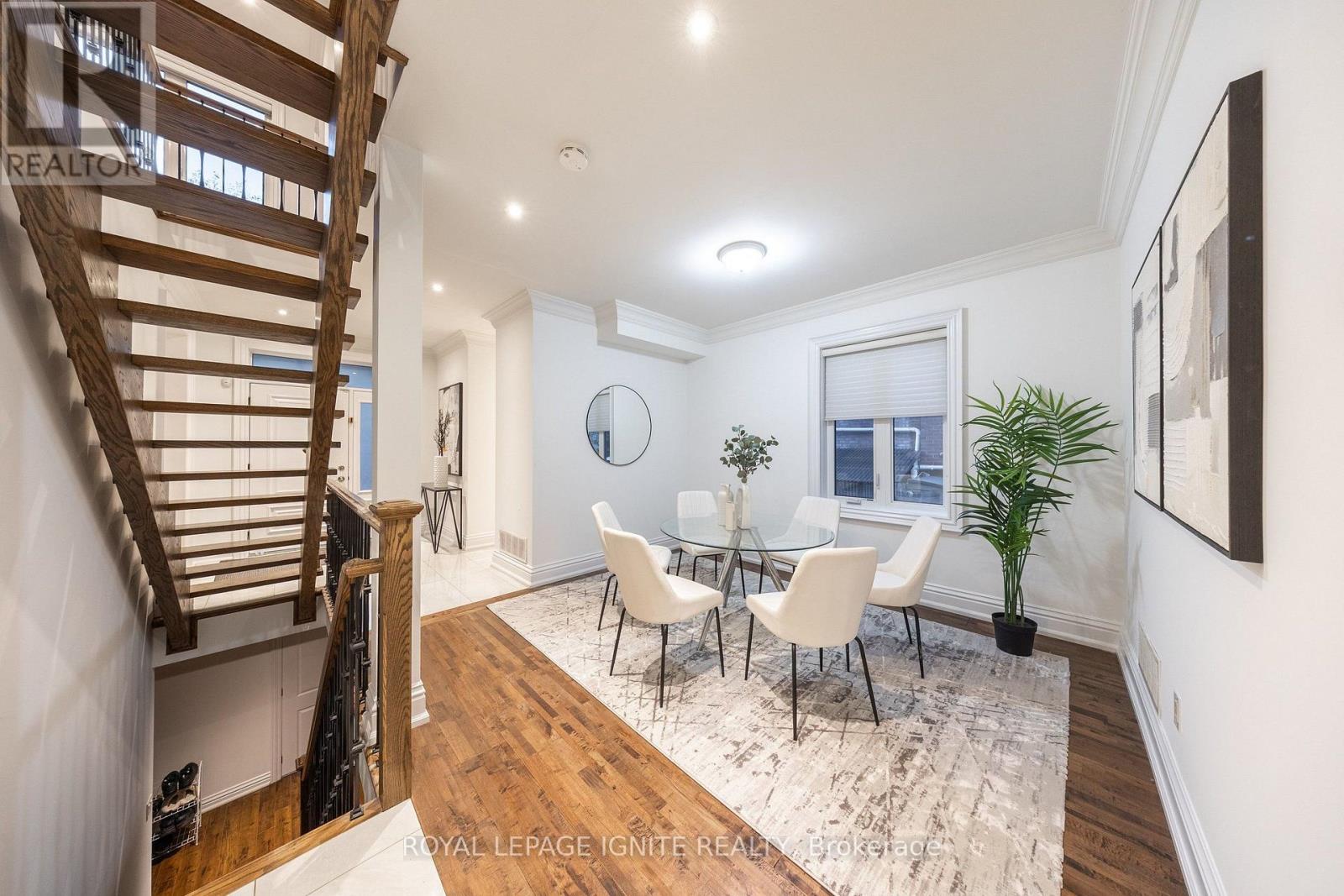 31 Jodphur Avenue, Toronto, ON photo 18
