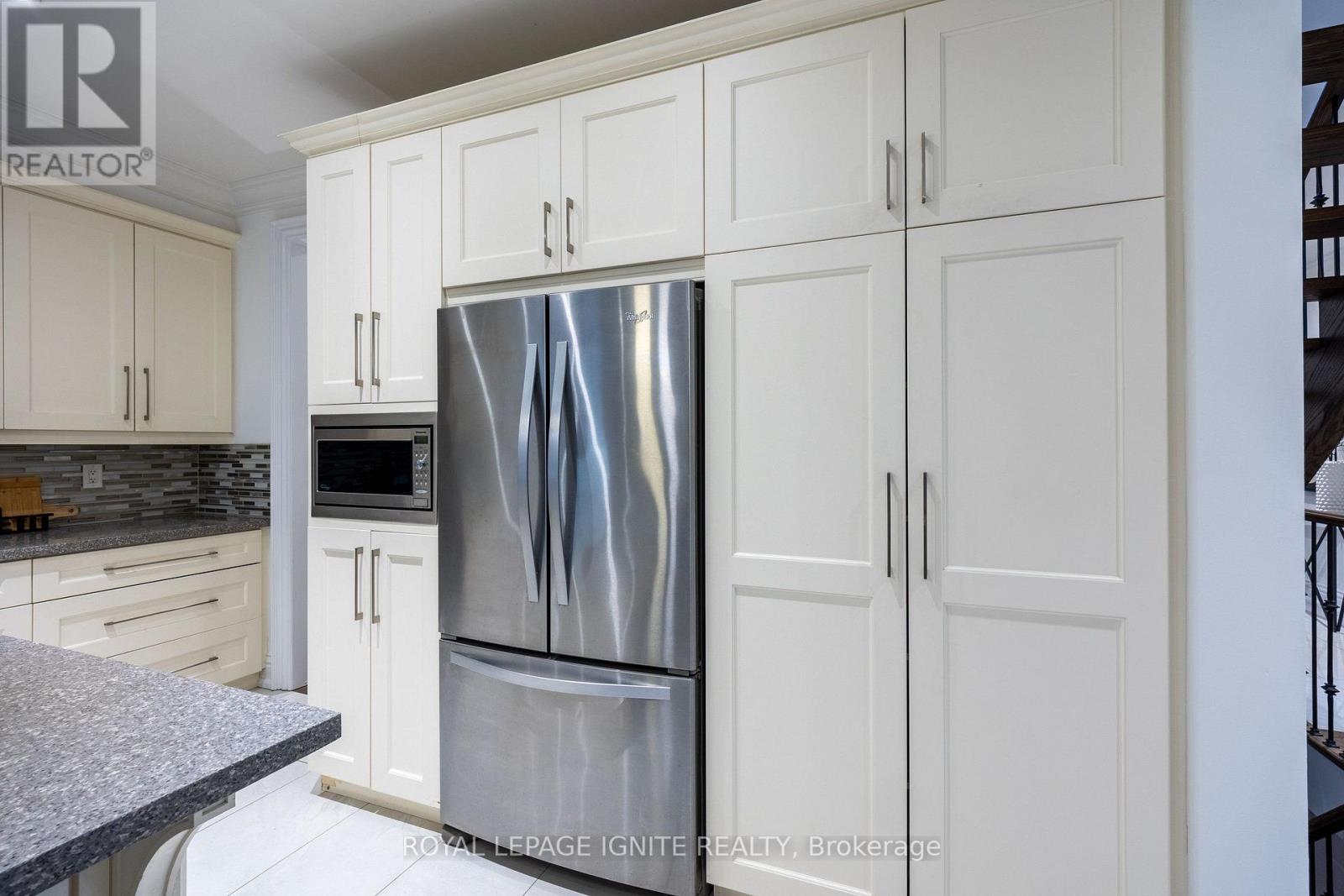 31 Jodphur Avenue, Toronto, ON photo 25