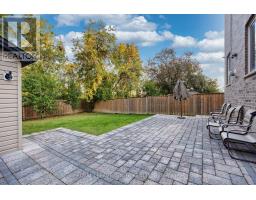 Family room - 31 Jodphur Avenue, Toronto, ON M9M2J3 Photo 7