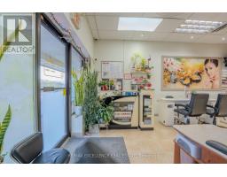 11 - 1 Steeles Avenue, Brampton, ON L6W4J6 Photo 6