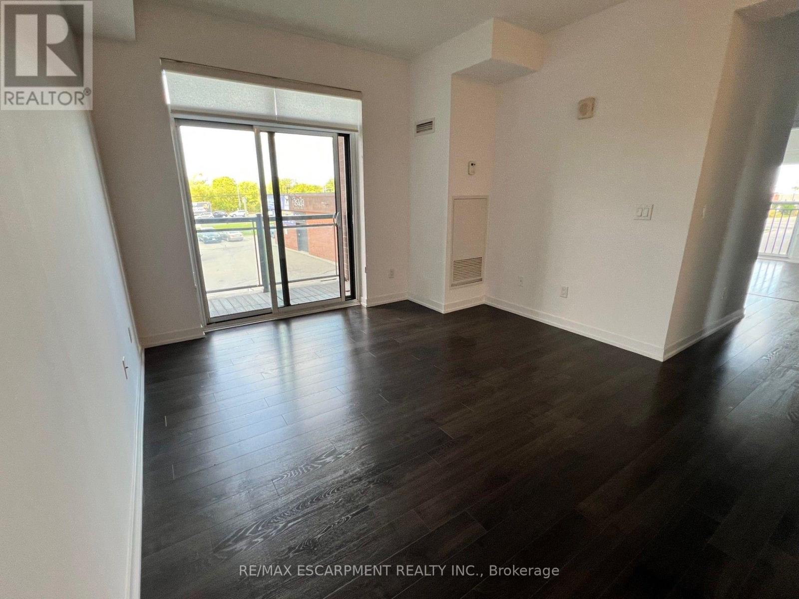 223- 2490 Old Bronte Road, Oakville, ON photo 6