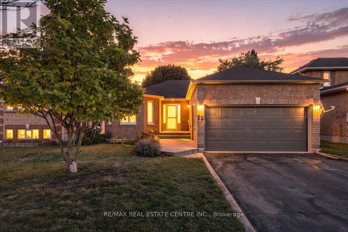22 BIRCHWAY PLACE - 3