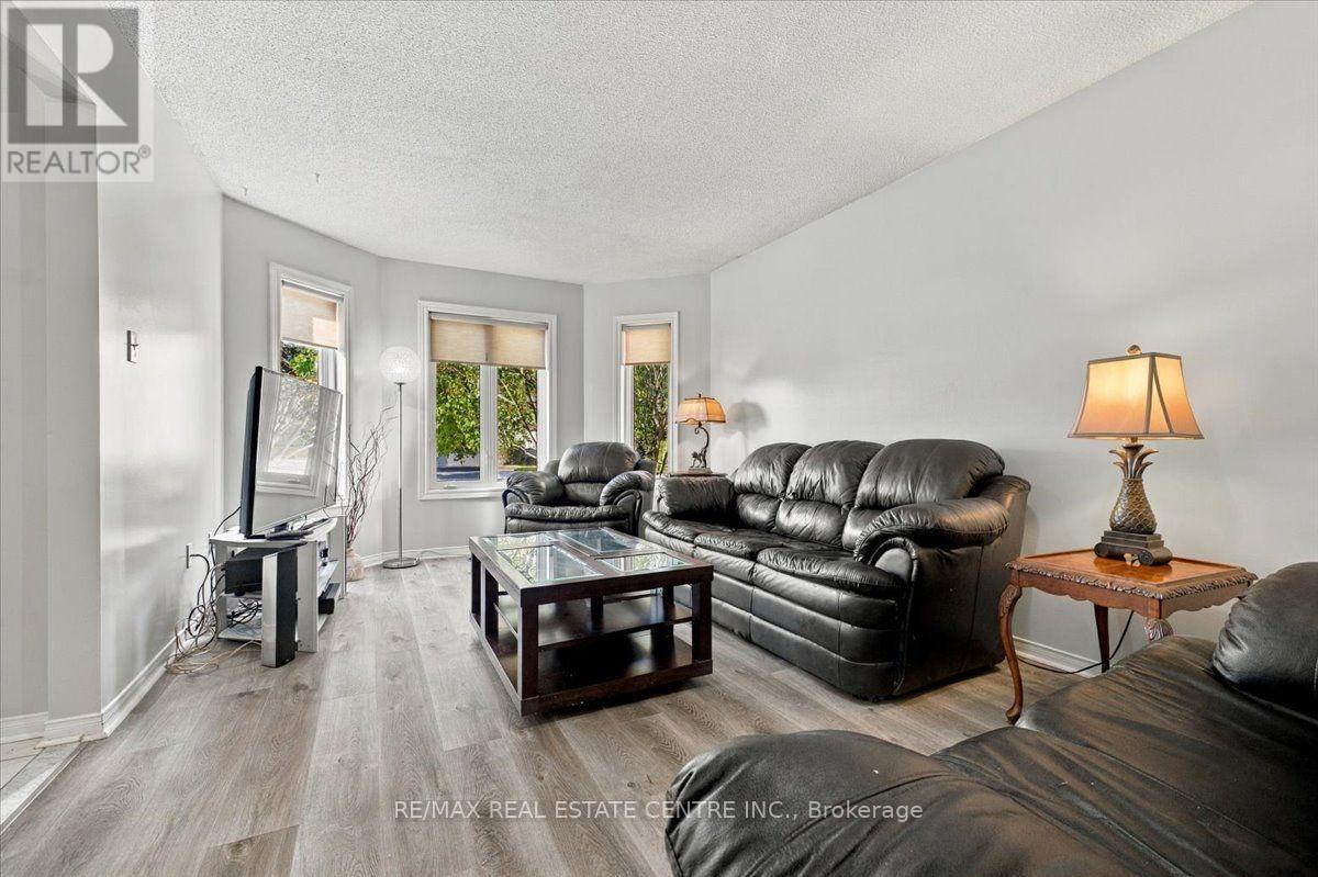 22 Birchway Place, Halton Hills, ON photo 8