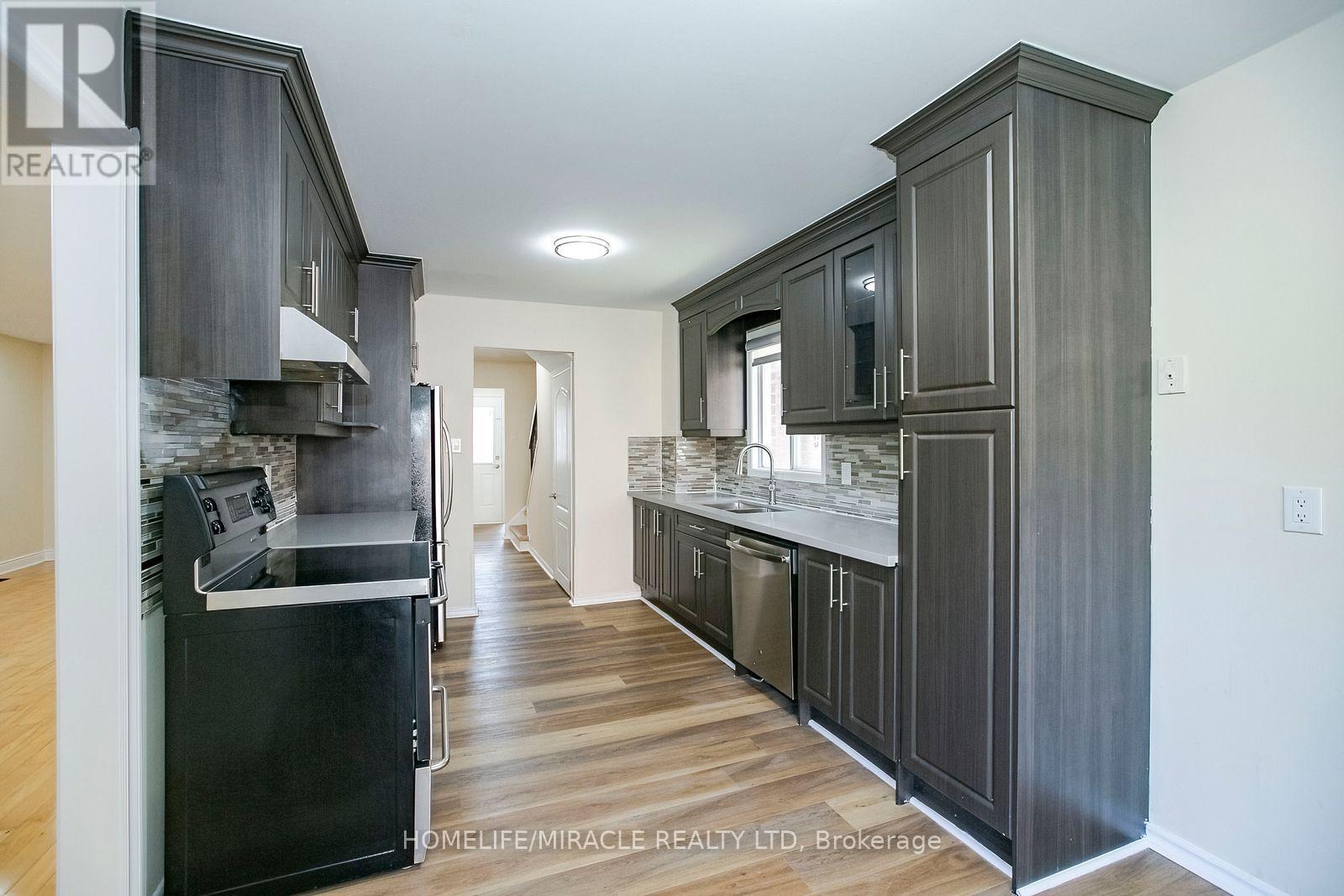 33 ADAM STREET - 10