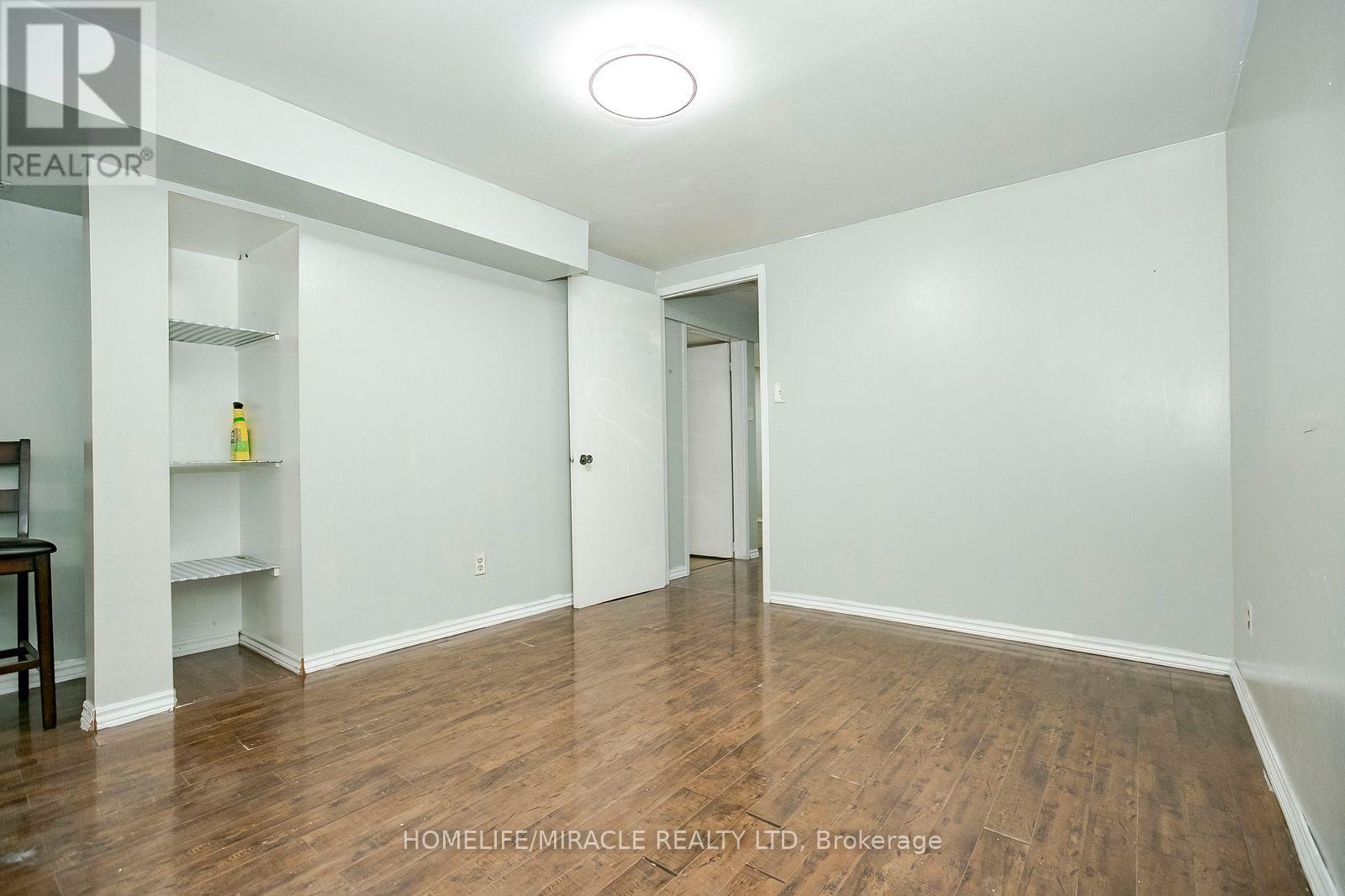 33 Adam Street, Brampton, ON photo 39