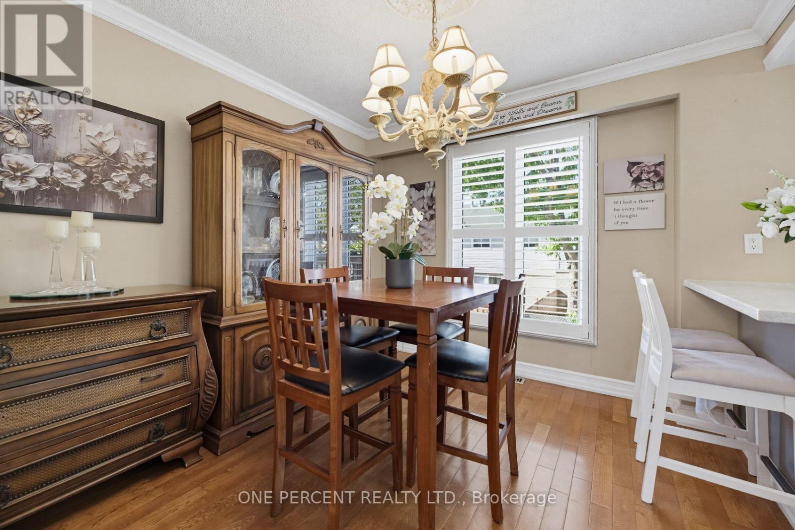 51 Courtleigh Square, Brampton, ON photo 12