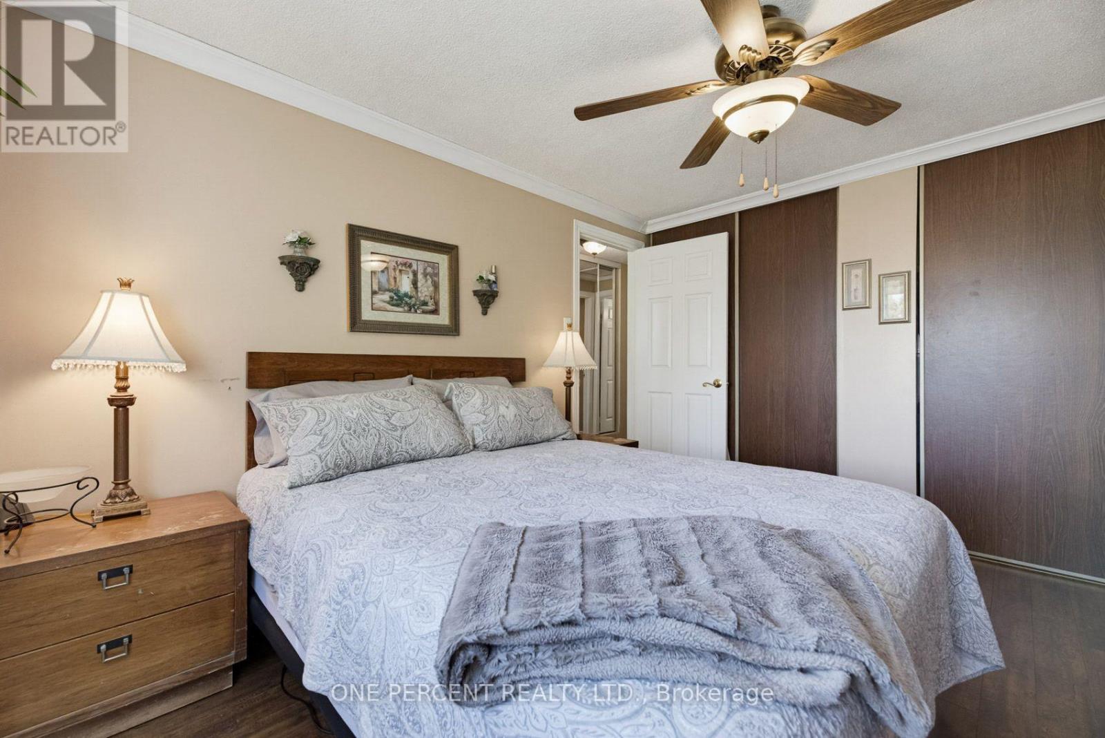 51 Courtleigh Square, Brampton, ON photo 21