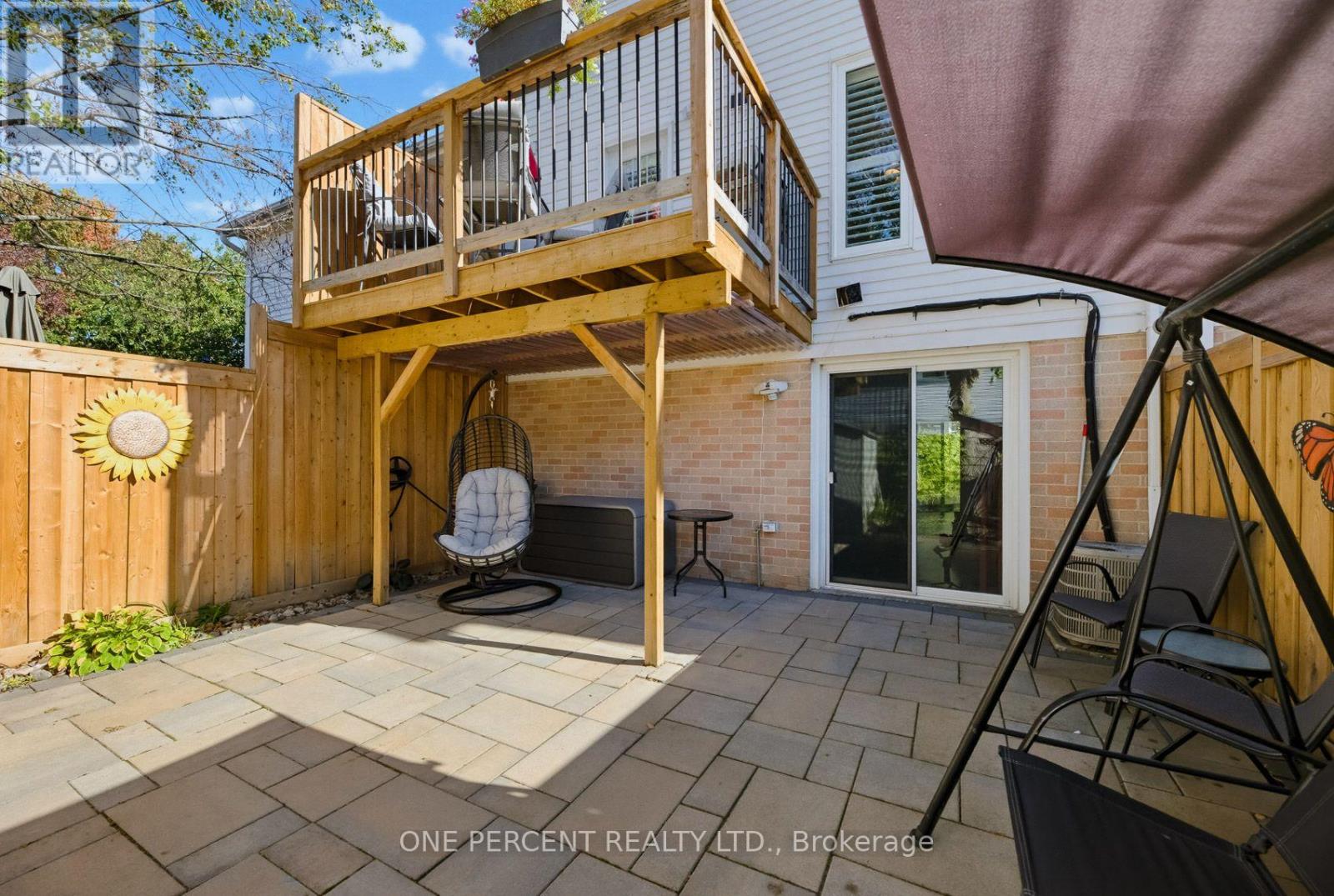 51 Courtleigh Square, Brampton, ON photo 39